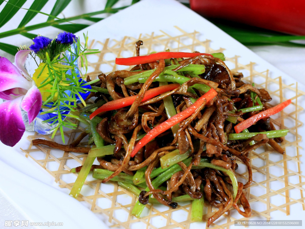 树菇牛肉丝
