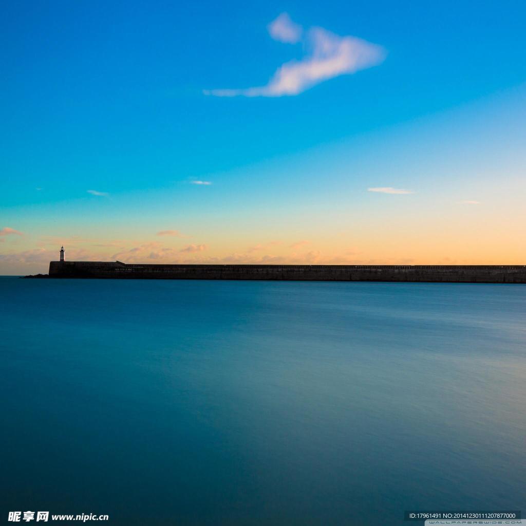 秦皇岛夕阳大海