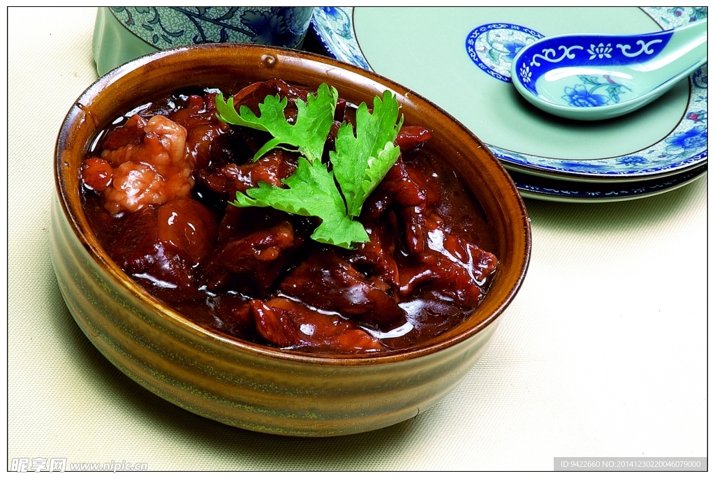 小碗牛肉