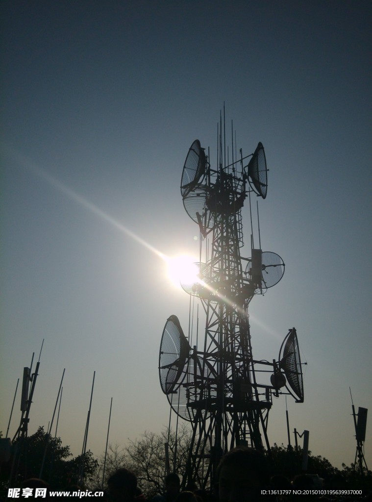 信号塔 接收器 雷达