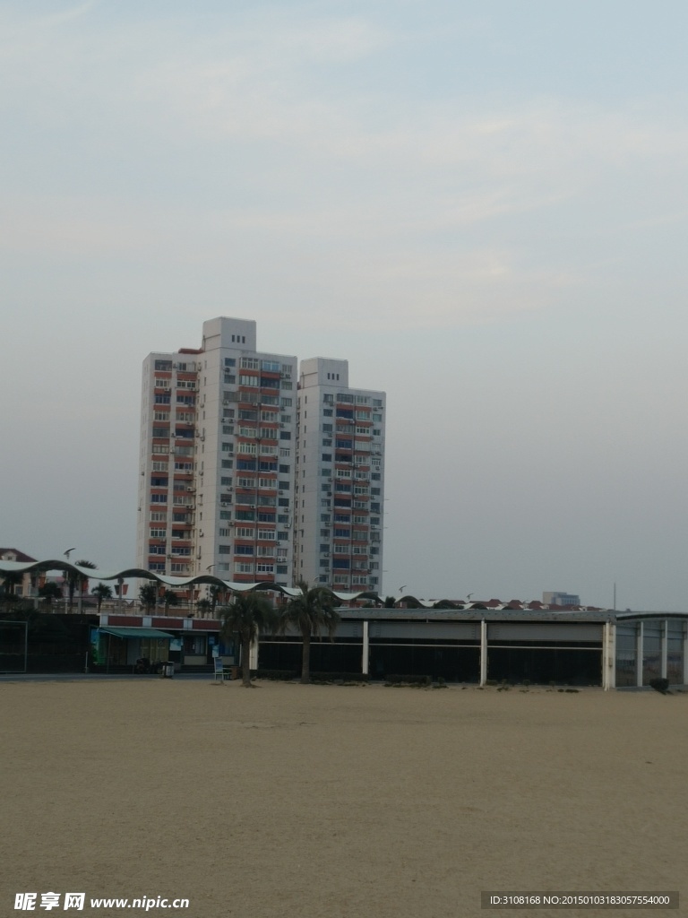 上海海滩楼房