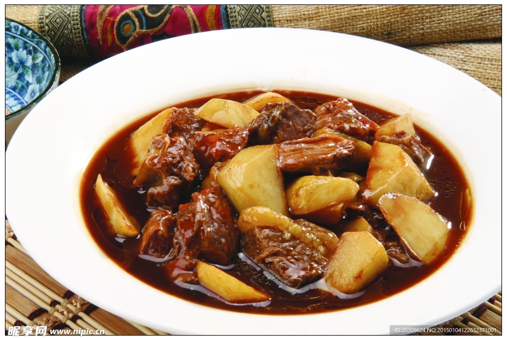 土豆炖牛肉