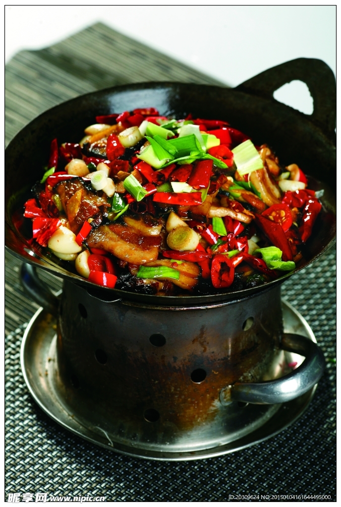 干锅飘香腊肉元