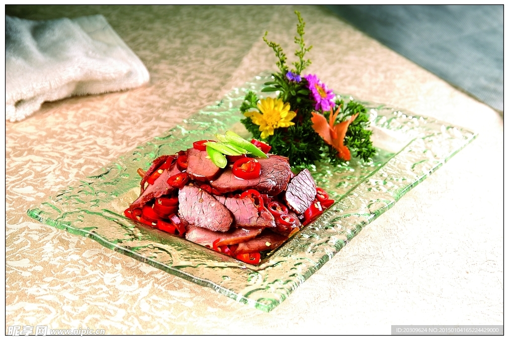 尖椒腊牛肉