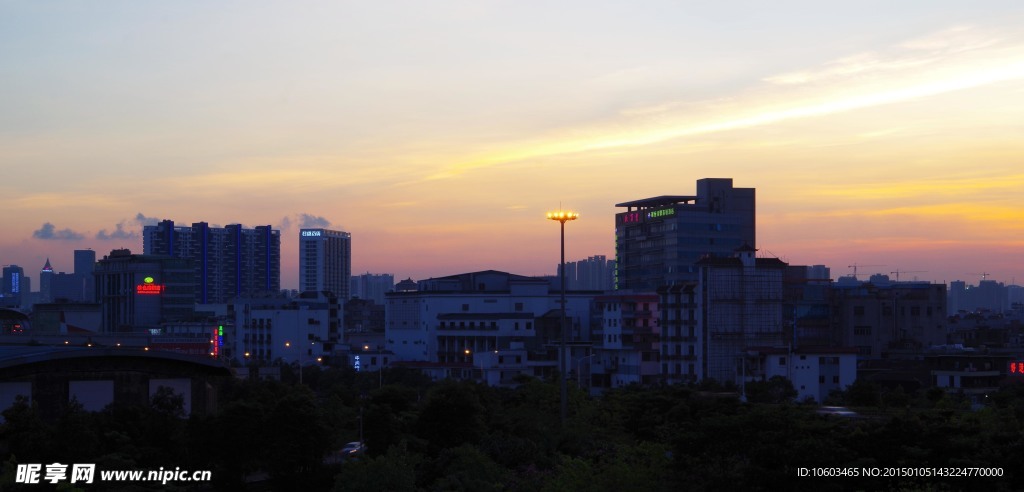 夜景 碧海天空