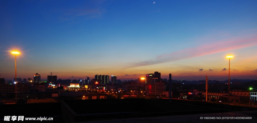 夜景 碧海天空