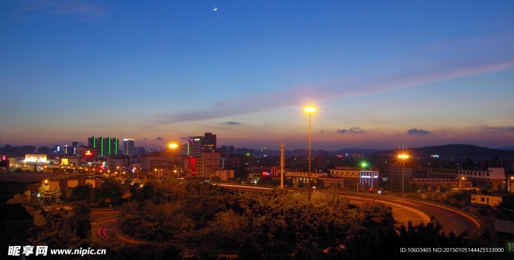 城市夜景夜间交通