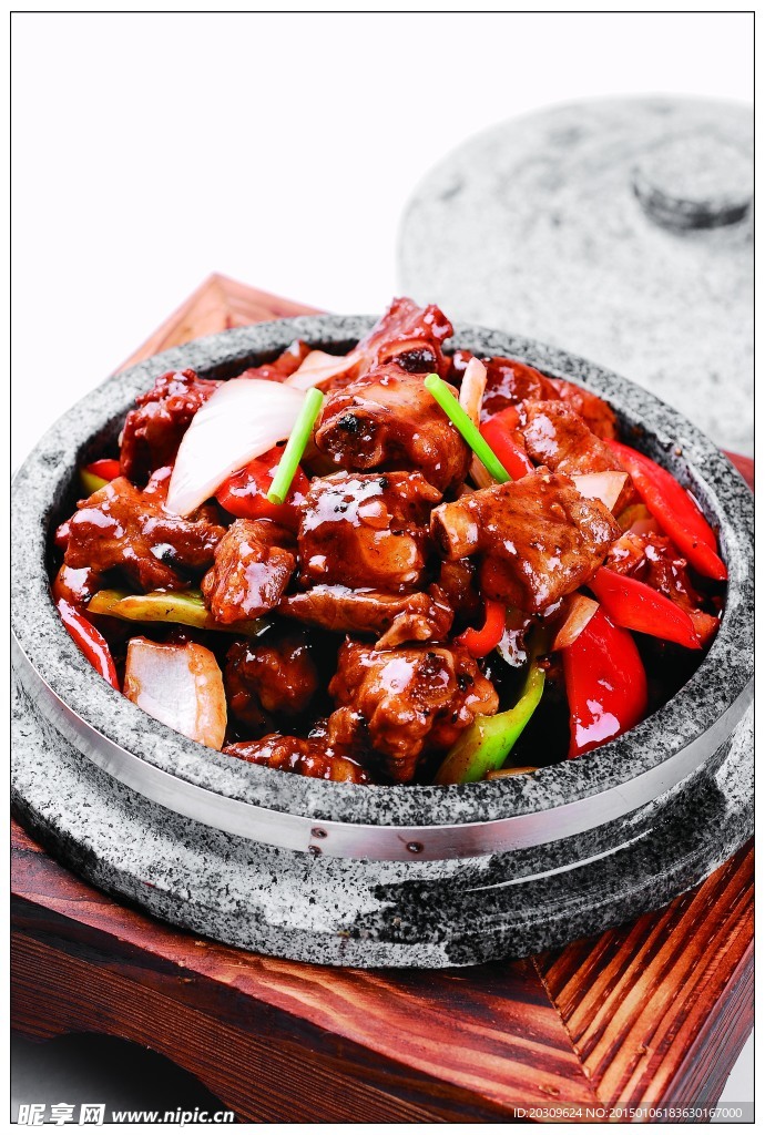石锅黑椒排骨