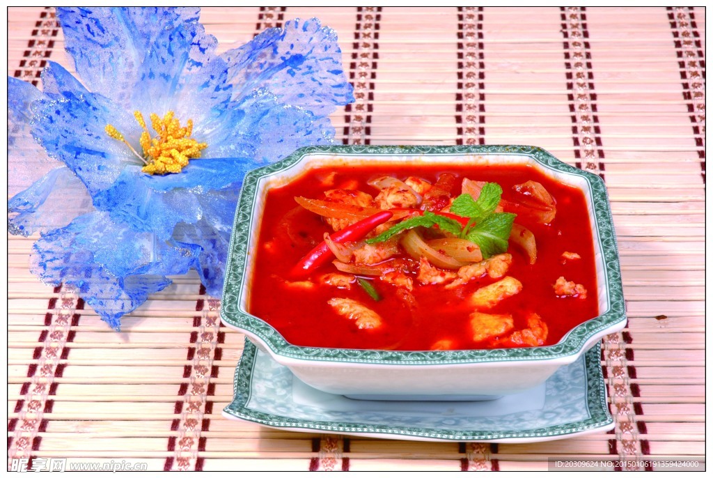 辣味椰子鸡
