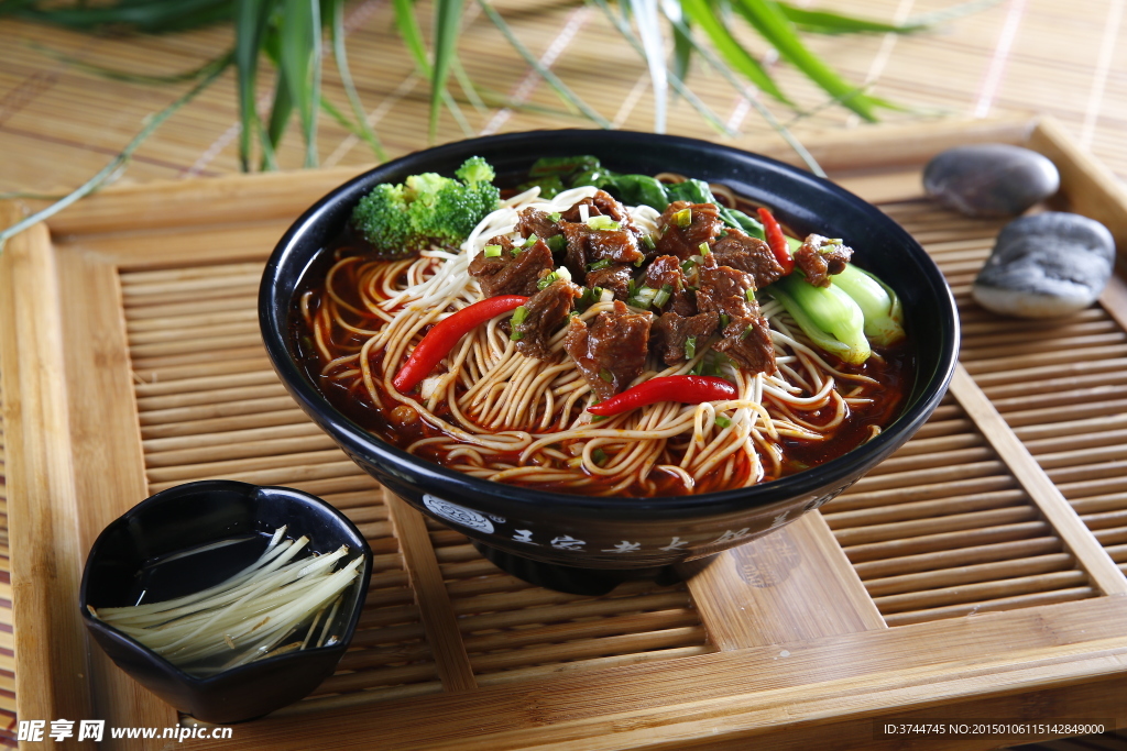 红烧牛肉面