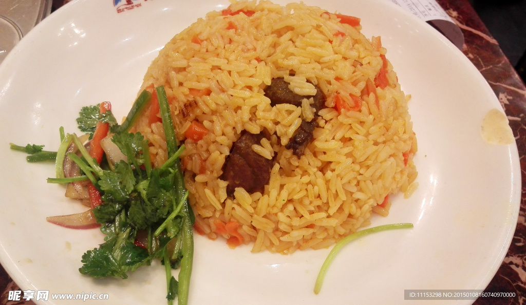 羊肉手抓饭