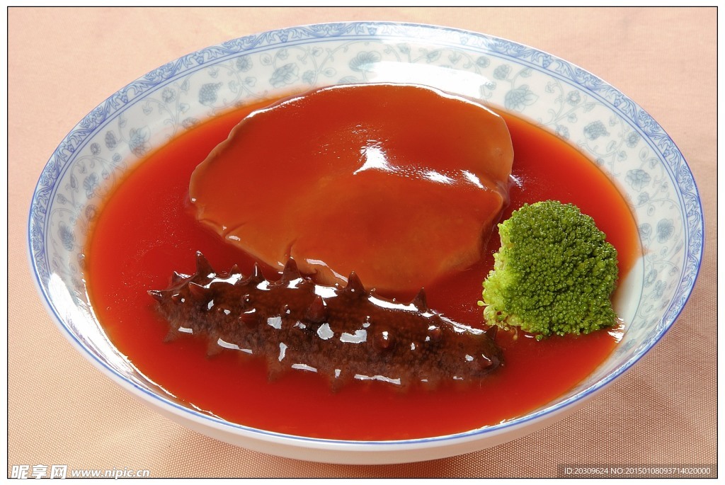 百灵菇扣辽参