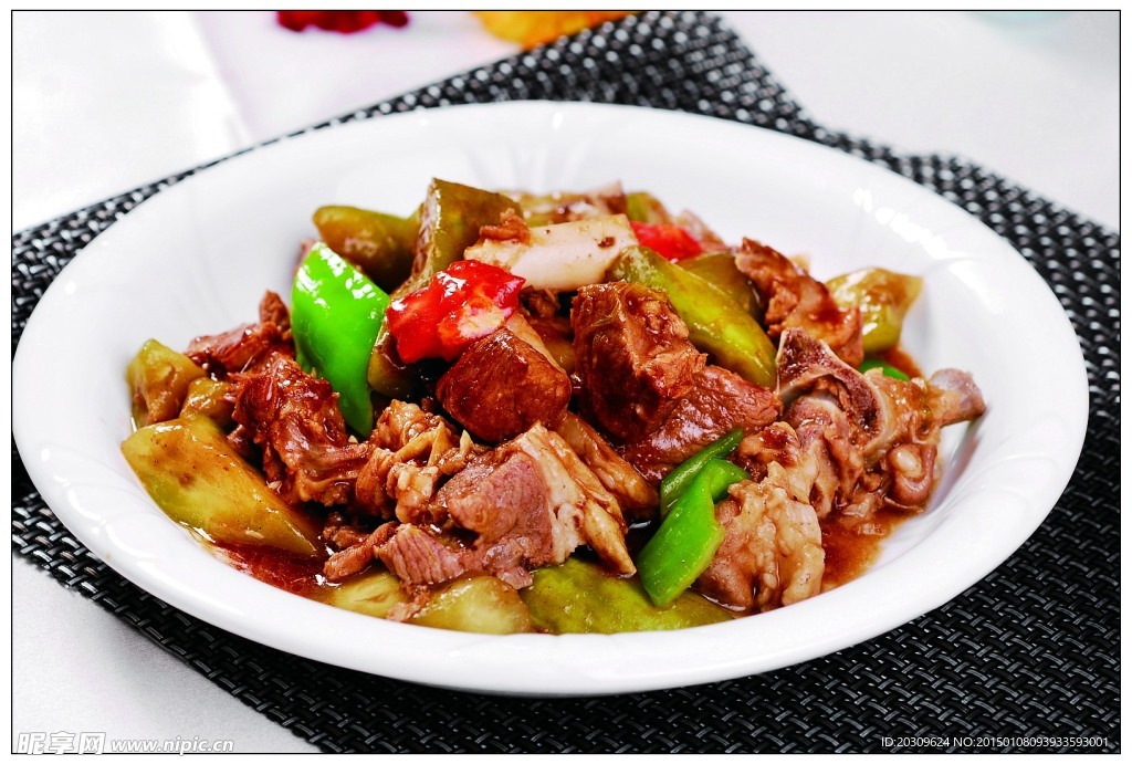 羊肉焖茄