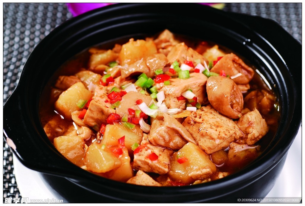 土豆肥肠黑豆腐