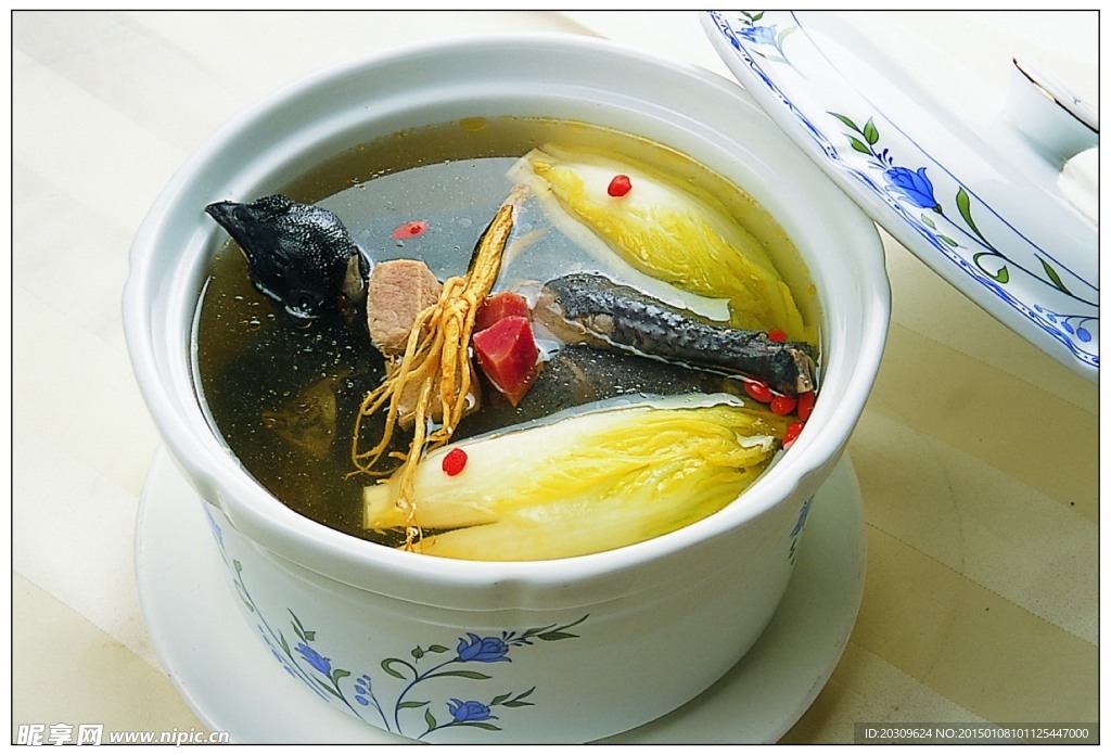 原汁大白菜炖竹丝鸡