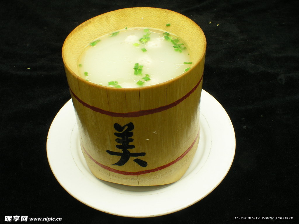 木桶沏水肉