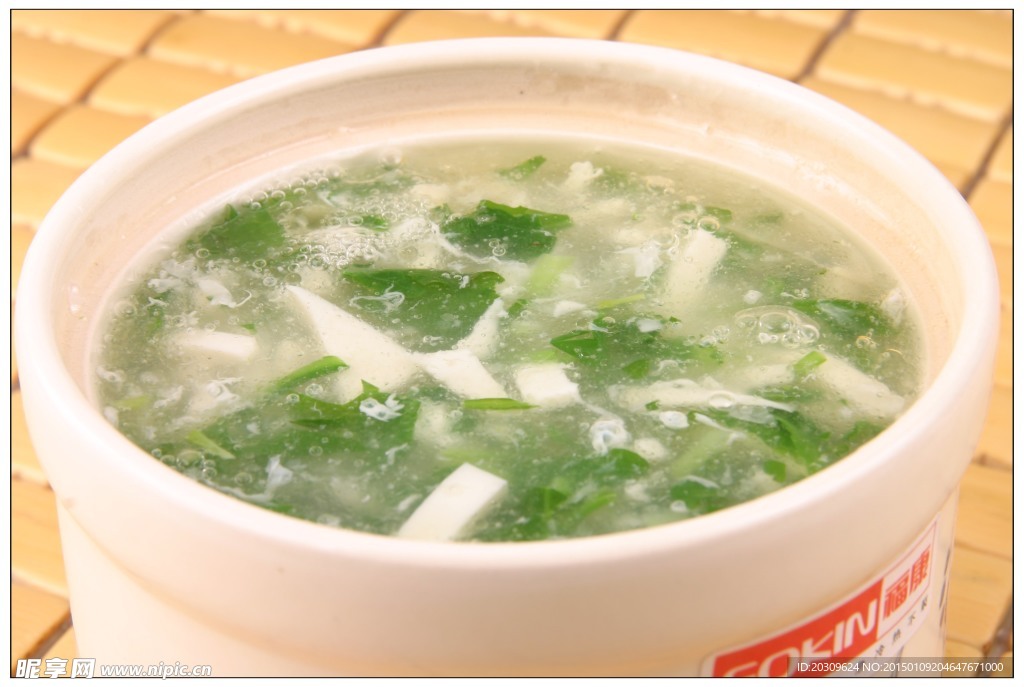 荠菜肉丝豆腐羹