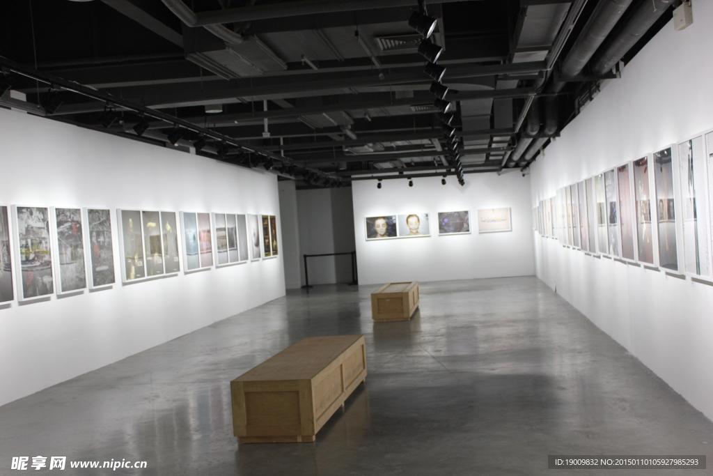 李永铨设计展