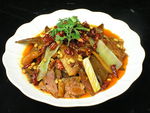 泼辣牛合