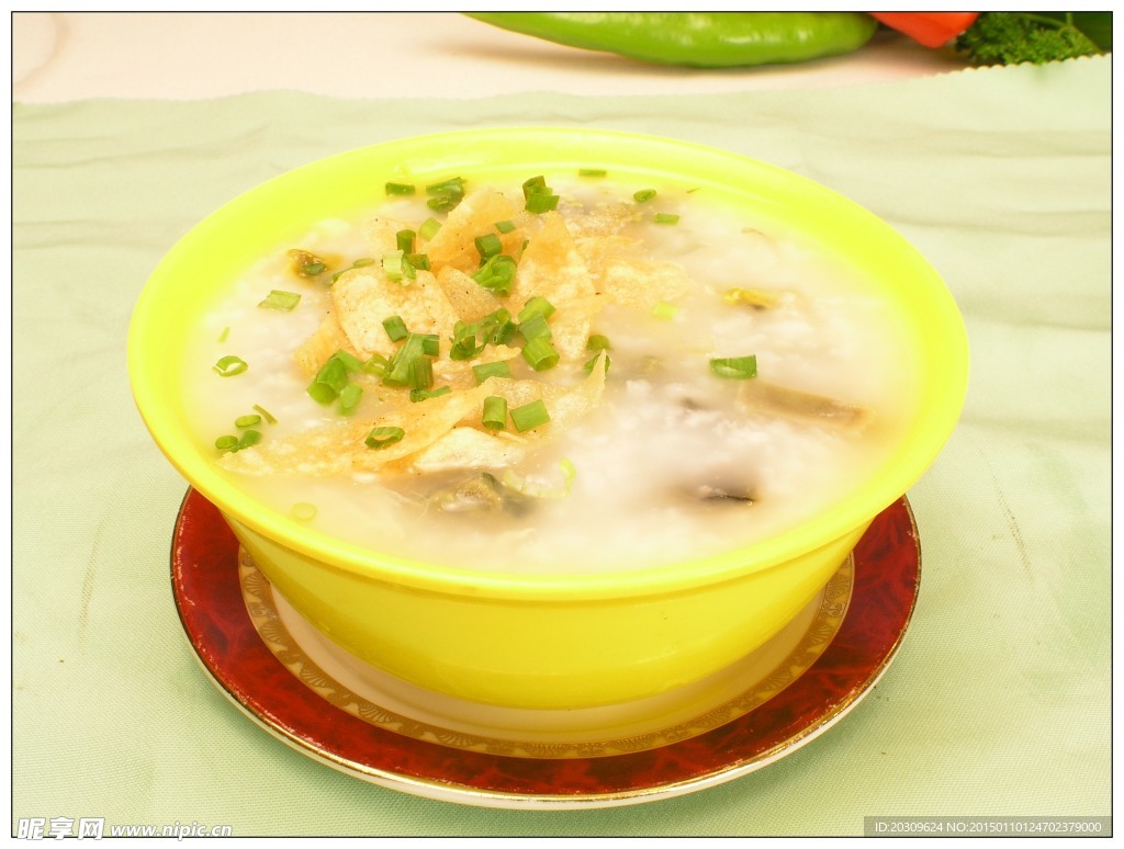 皮蛋瘦肉粥