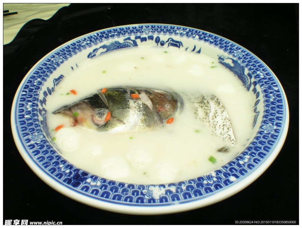 大碗鱼头