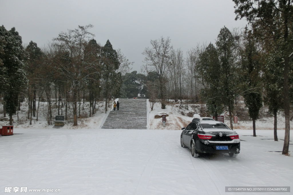 会善寺前雪景