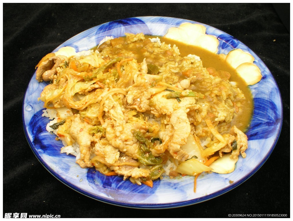 泡菜猪肉咖喱饭