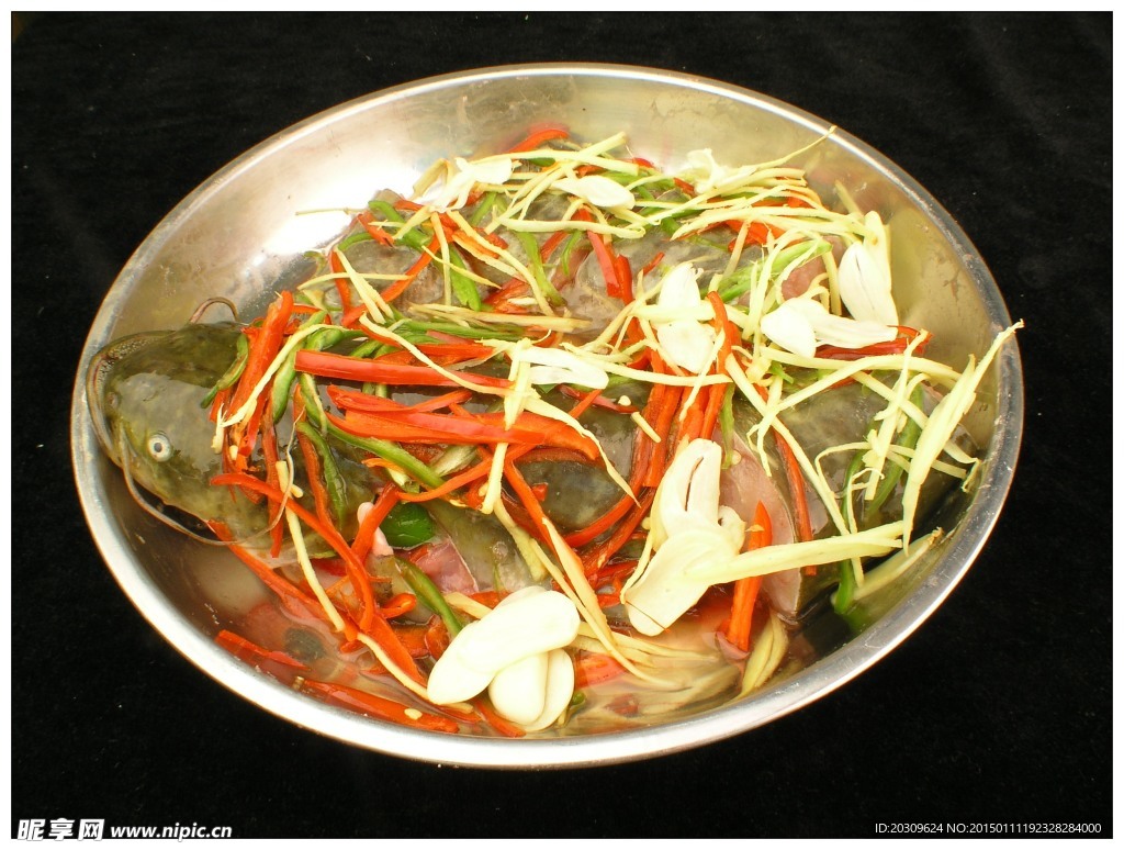 傣味清蒸桃手鱼