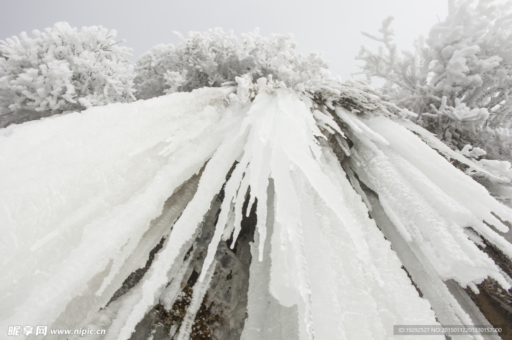 眉山雪景