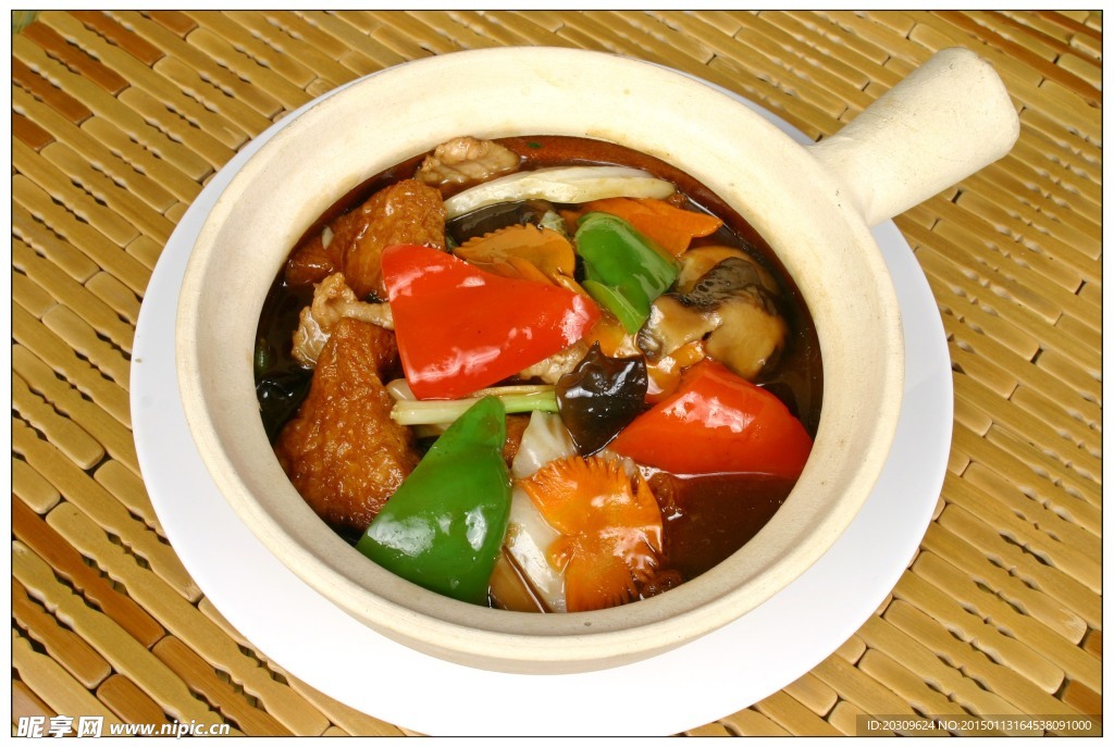家常豆腐煲