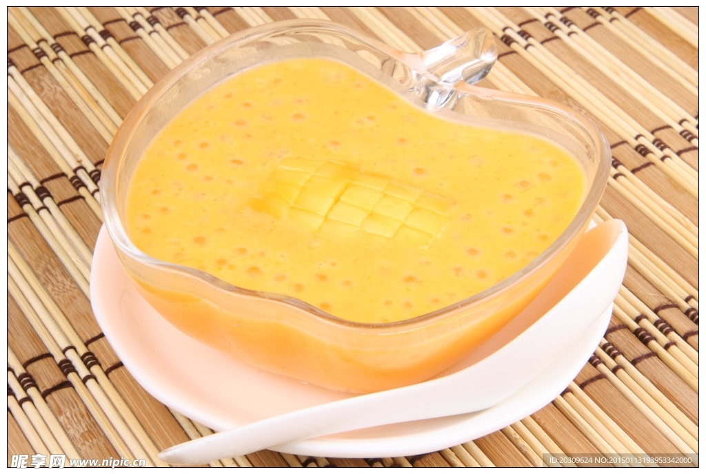 冰镇杨枝甘露玫玫餐厅