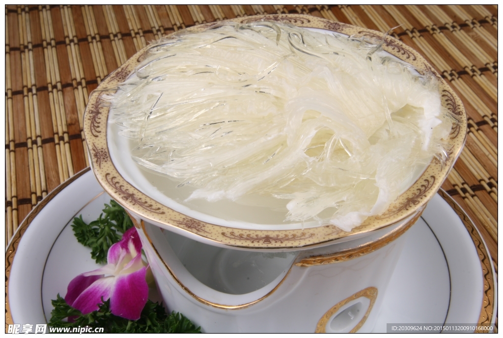 鱼翅繁江