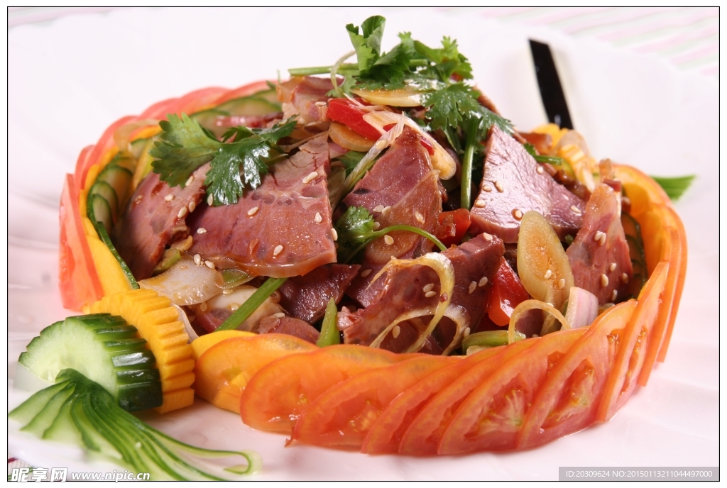 手抓牛肉