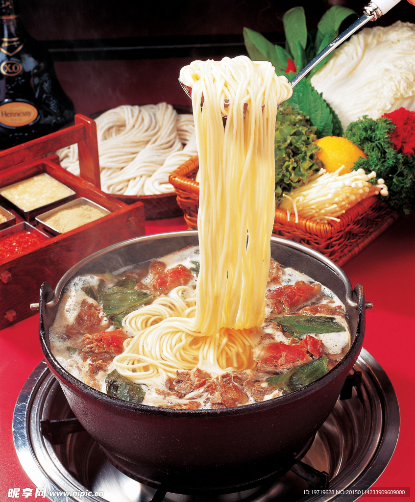 韩式牛肉火锅面