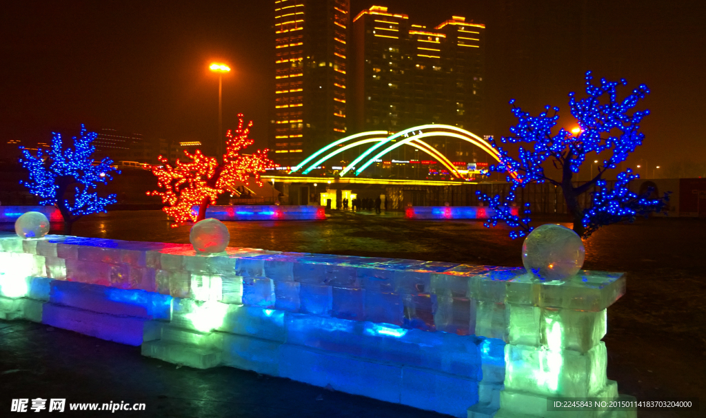 延吉冰雕夜景