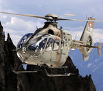 EC135 直升机