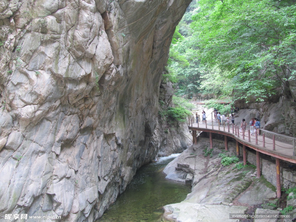 华山一角