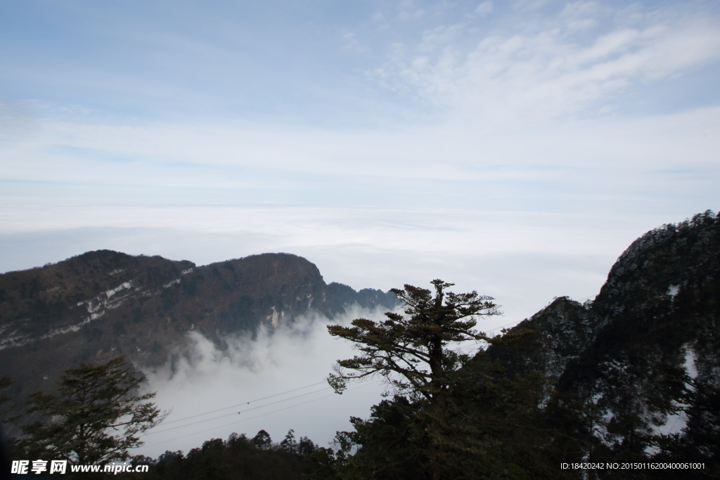 峨眉山