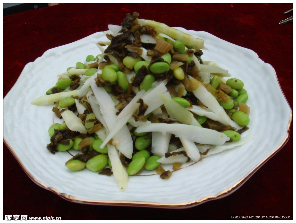 雪菜时笋毛豆煲来香