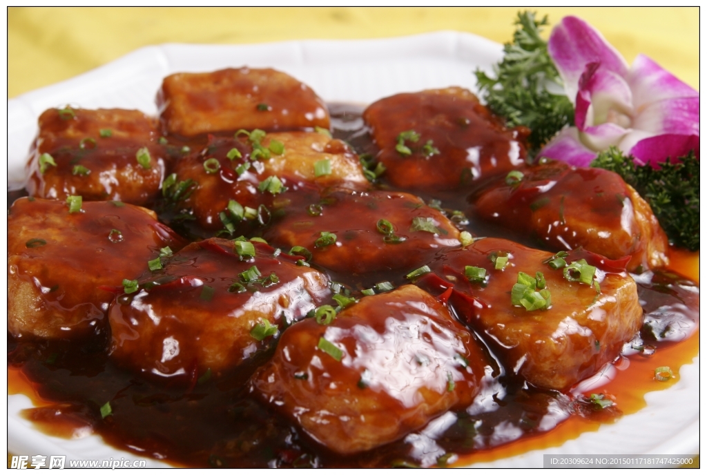 蛋皮豆腐