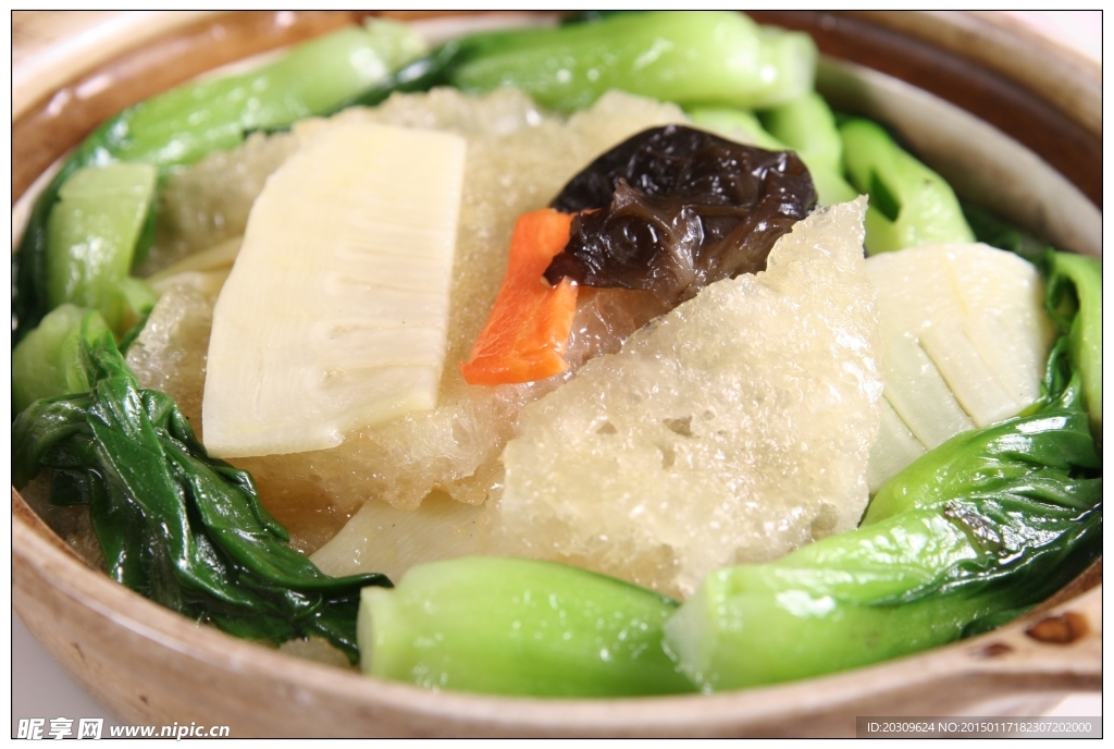 冬笋肉片煲
