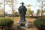 海瑞雕像