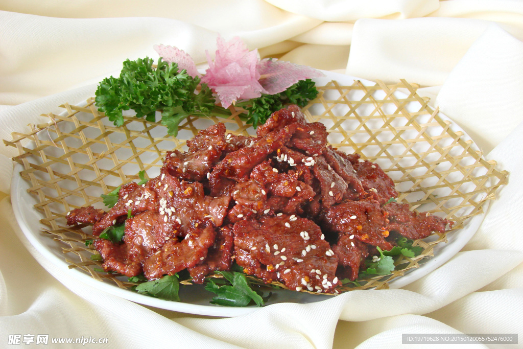 竹笆嫩牛肉