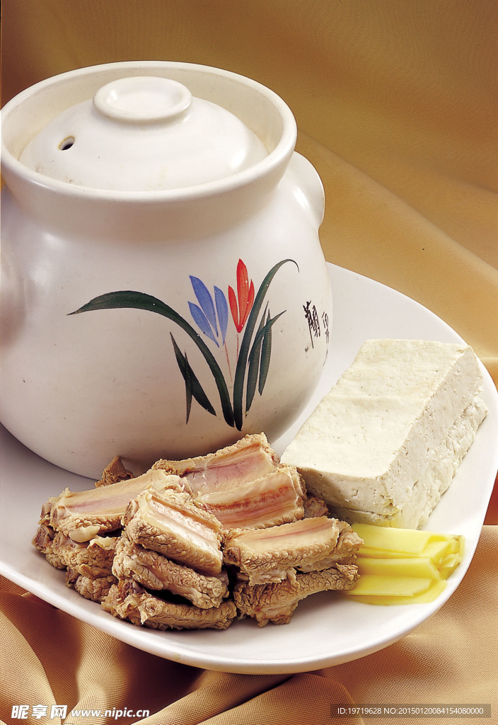冻豆腐炖排骨