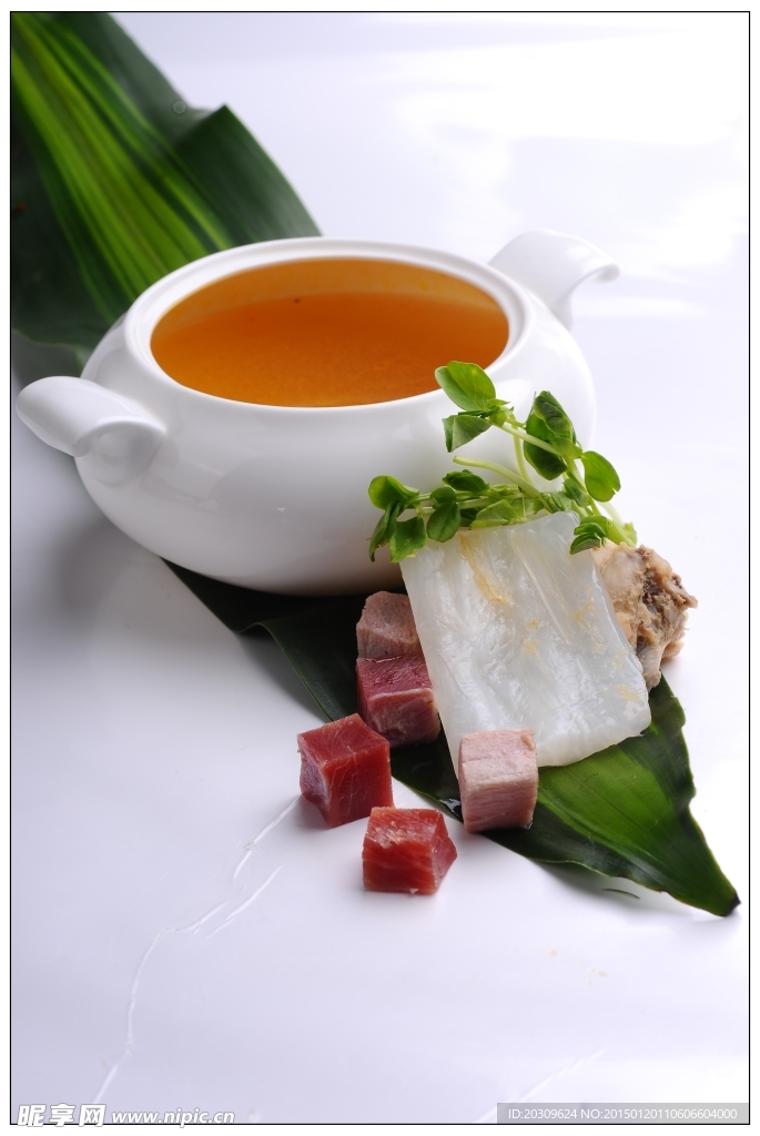 花胶老鸡汤
