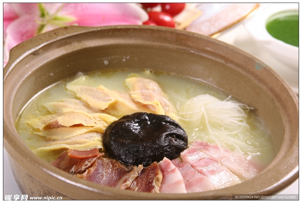 鸡汤蛋饺大白菜