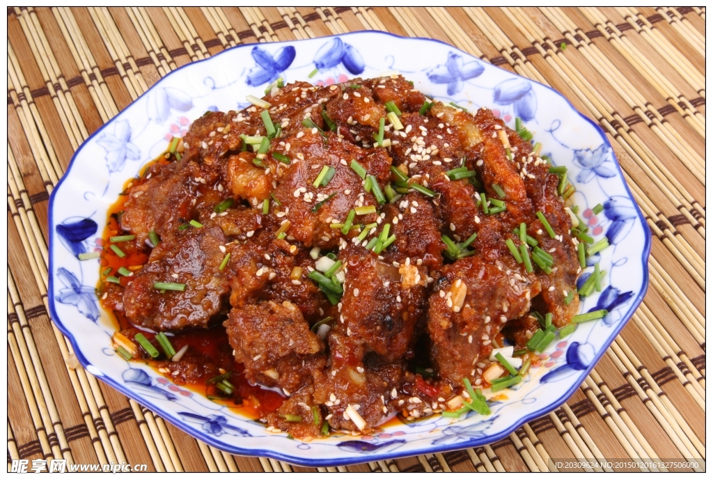 粉蒸排骨三娘鱼庄