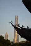 城隍庙看上海中心