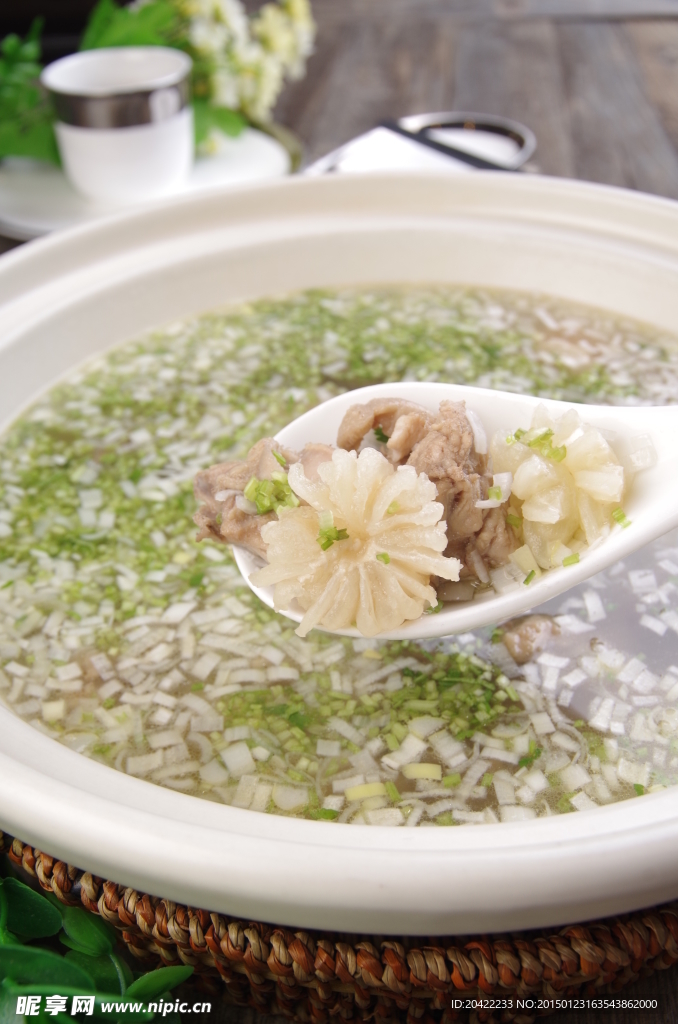 鞭打鸡