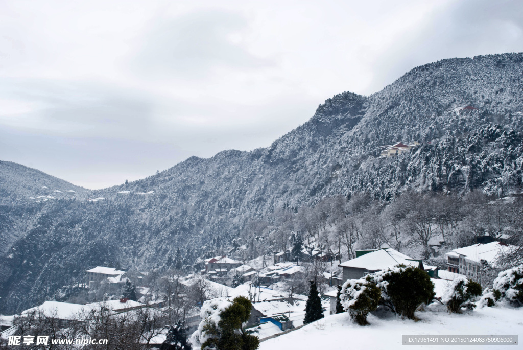 庐山雪景